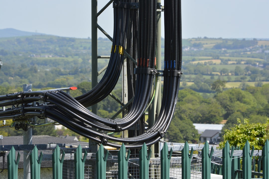 Unlocking Seamless Connectivity: Top Tips for Setting Up Your HDMI Switch with Multiple Devices