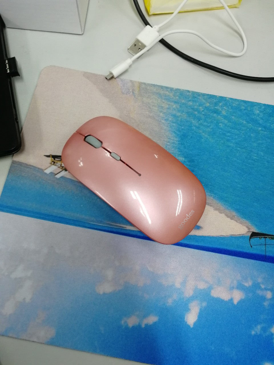 Goodes Bluetooth Dual Mode 5.0 Silent 2.4g Wireless Charging Mouse